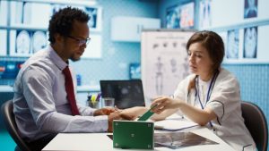 Acquisition pharmacie : Maîtriser les holdings SPFPL avec les spécialistes